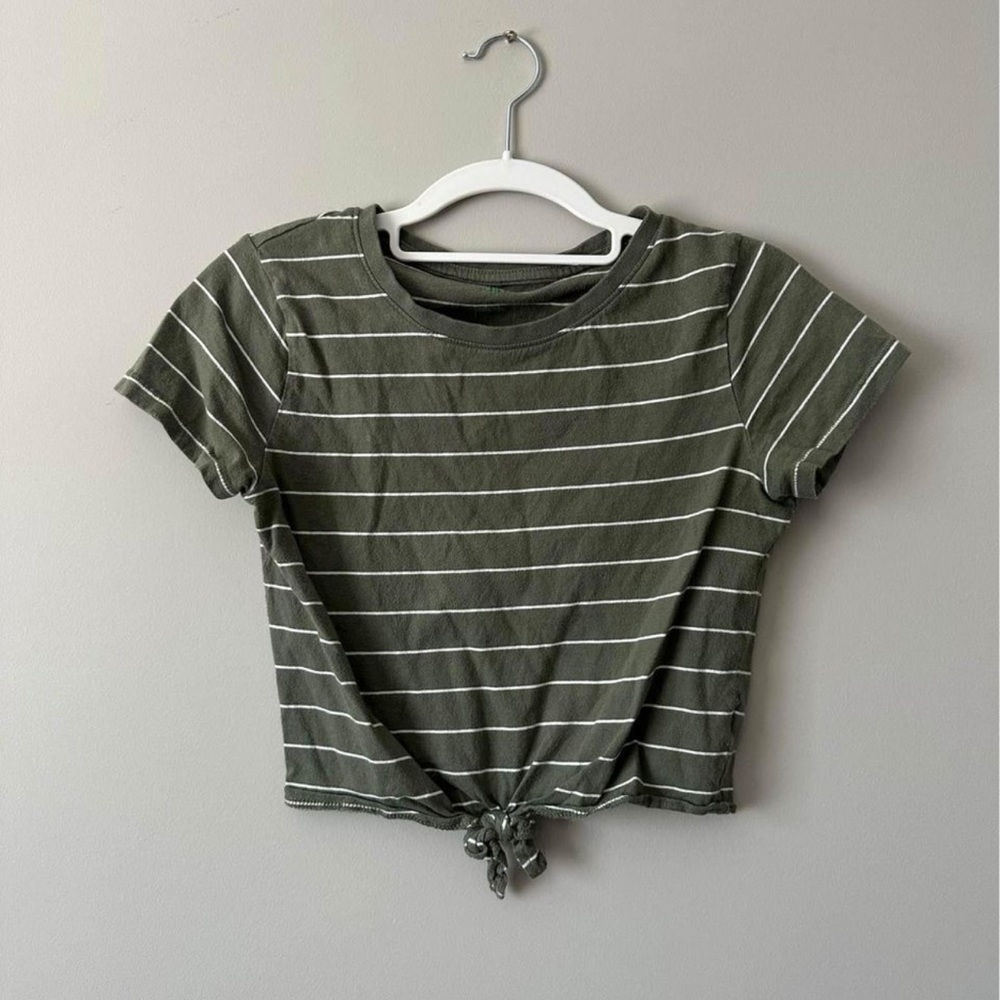 Green striped crop